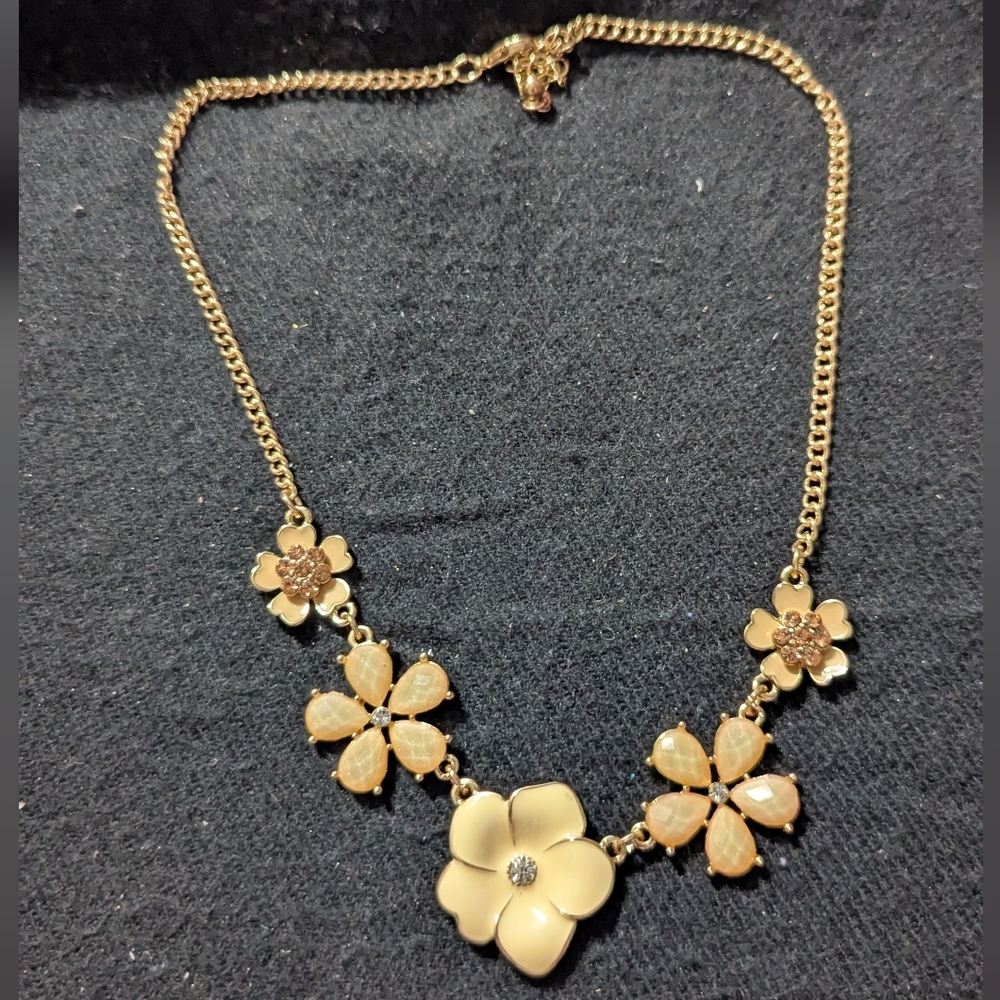 Gold Tone Cream Enamel Pink Clear Rhinestone Floral Flower Statement Necklace